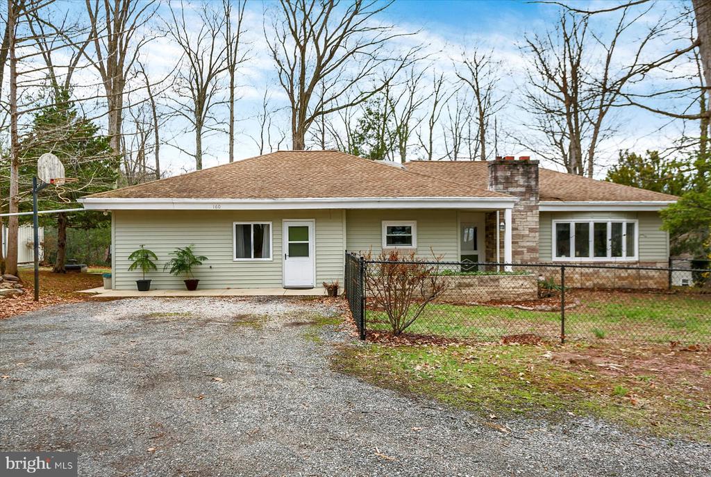 160 KENNEDY LANE
