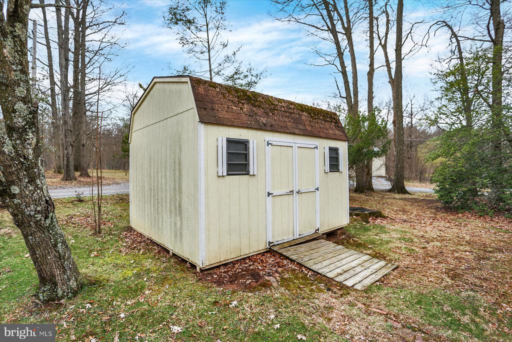 160 KENNEDY LANE