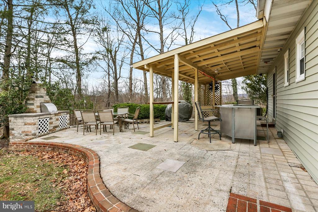 160 KENNEDY LANE