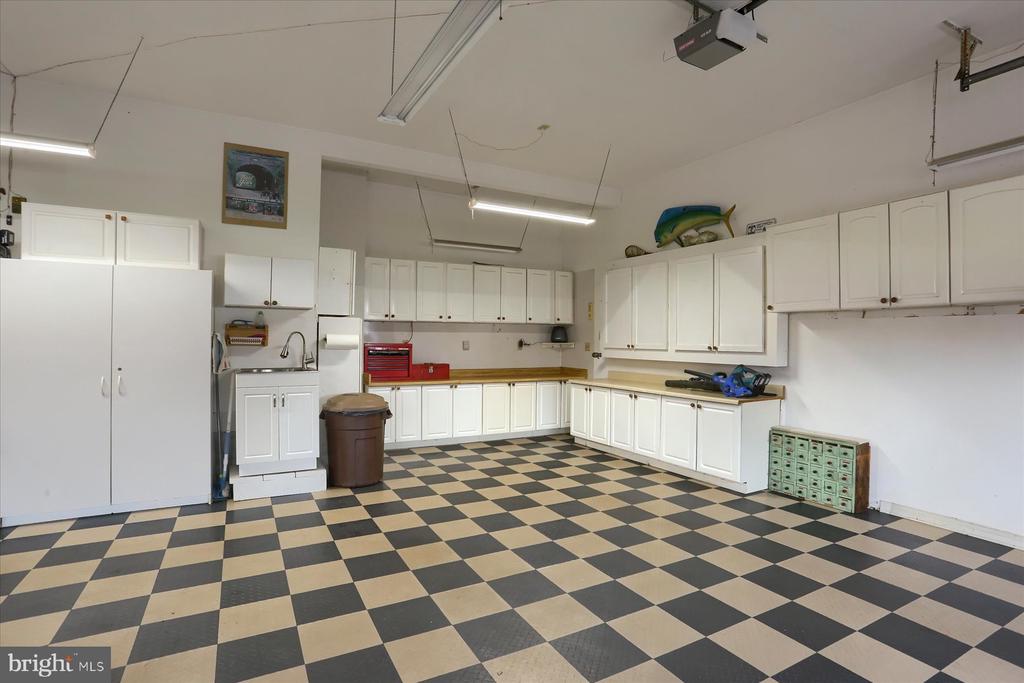 9421 CARLISLE ROAD