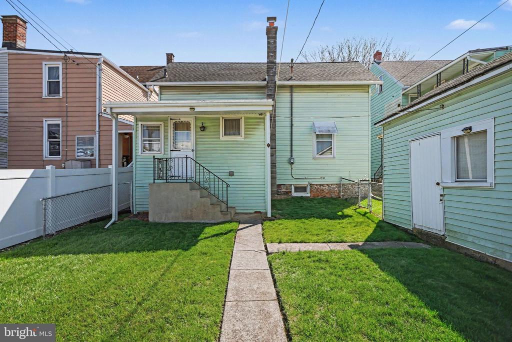 622 N FRANKLIN STREET