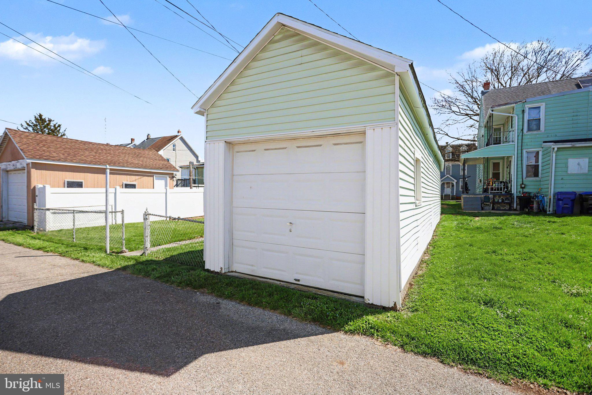 622 N FRANKLIN STREET