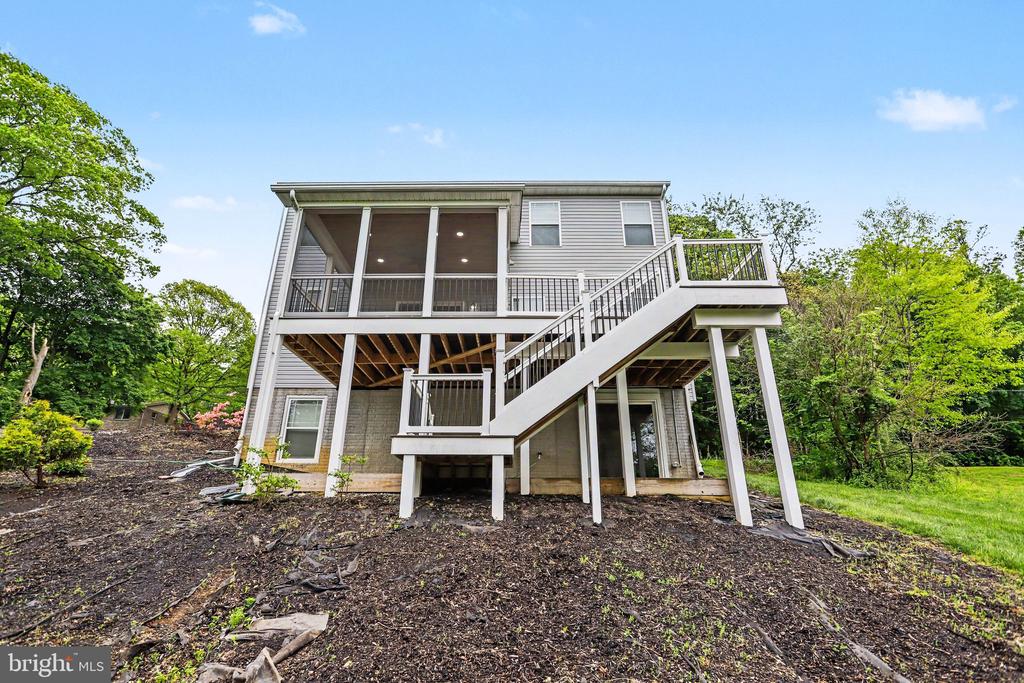 1003 CHESTNUT STREET