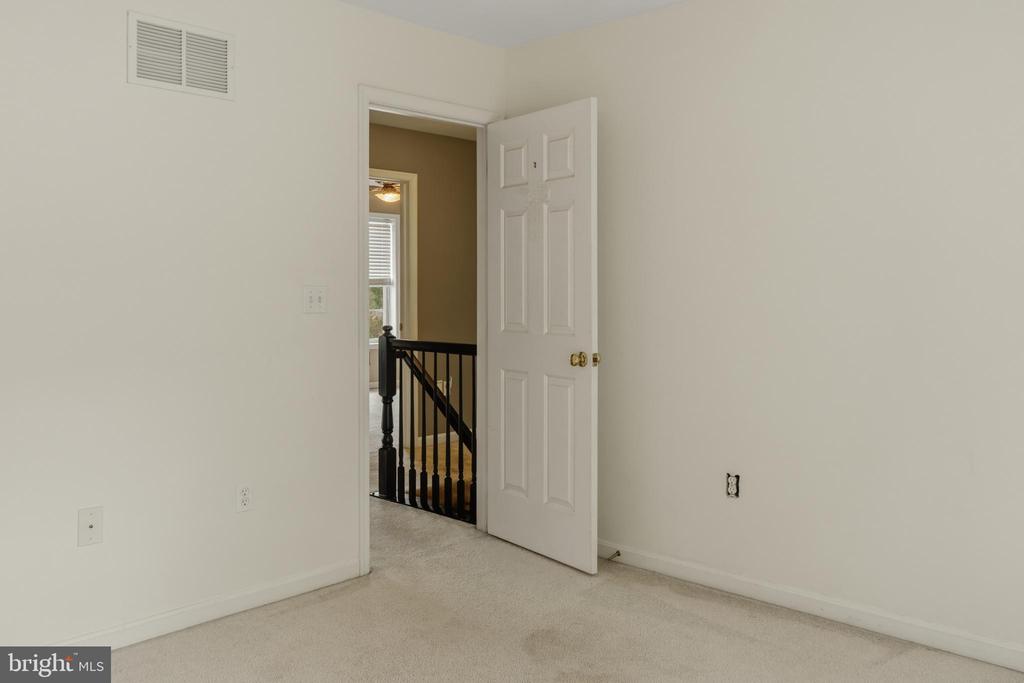 1325 SADDLEBACK ROAD
