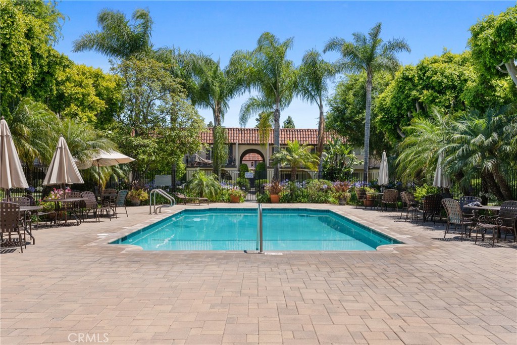 3055 Club House Circle