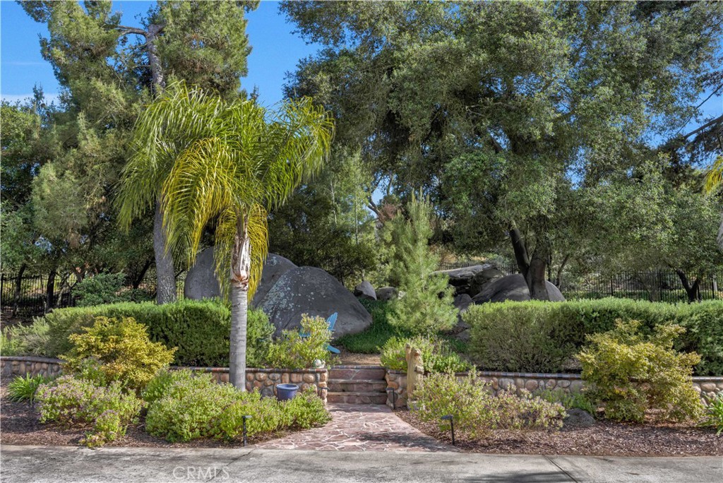 10136 Rancho Roble Road