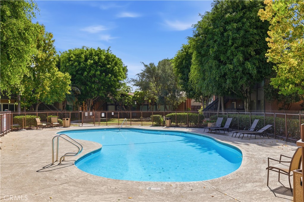1123 Sepulveda J101