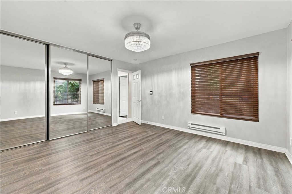 1123 Sepulveda J101