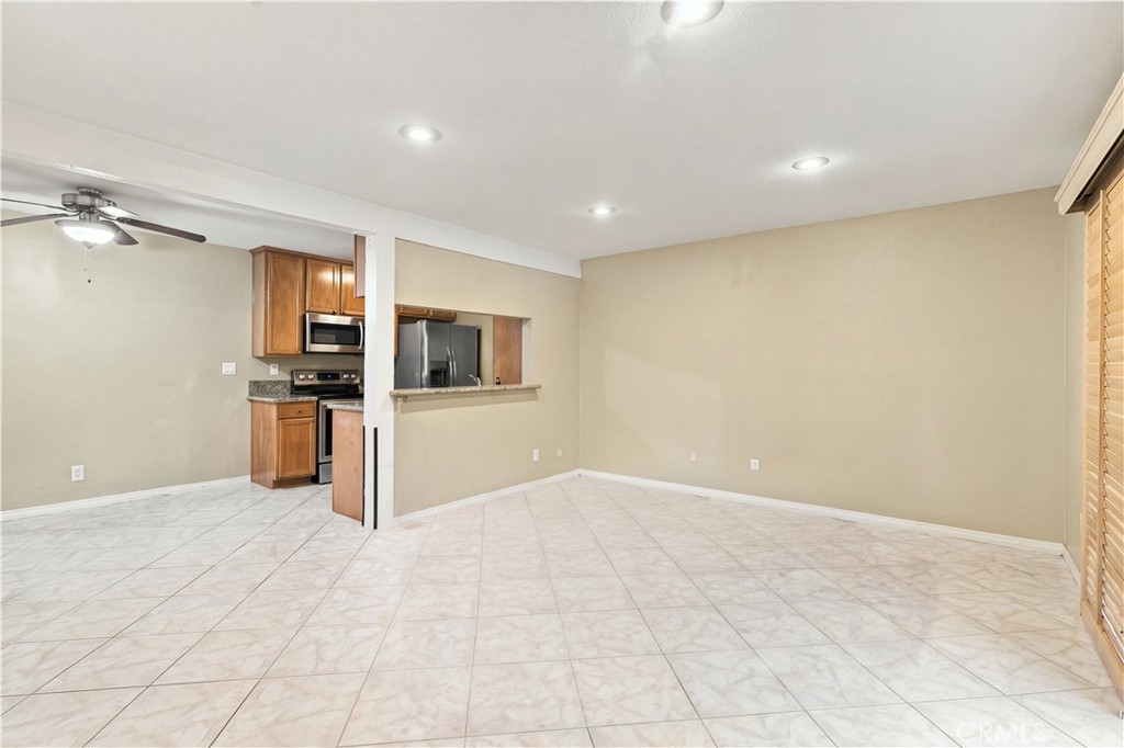 1123 Sepulveda