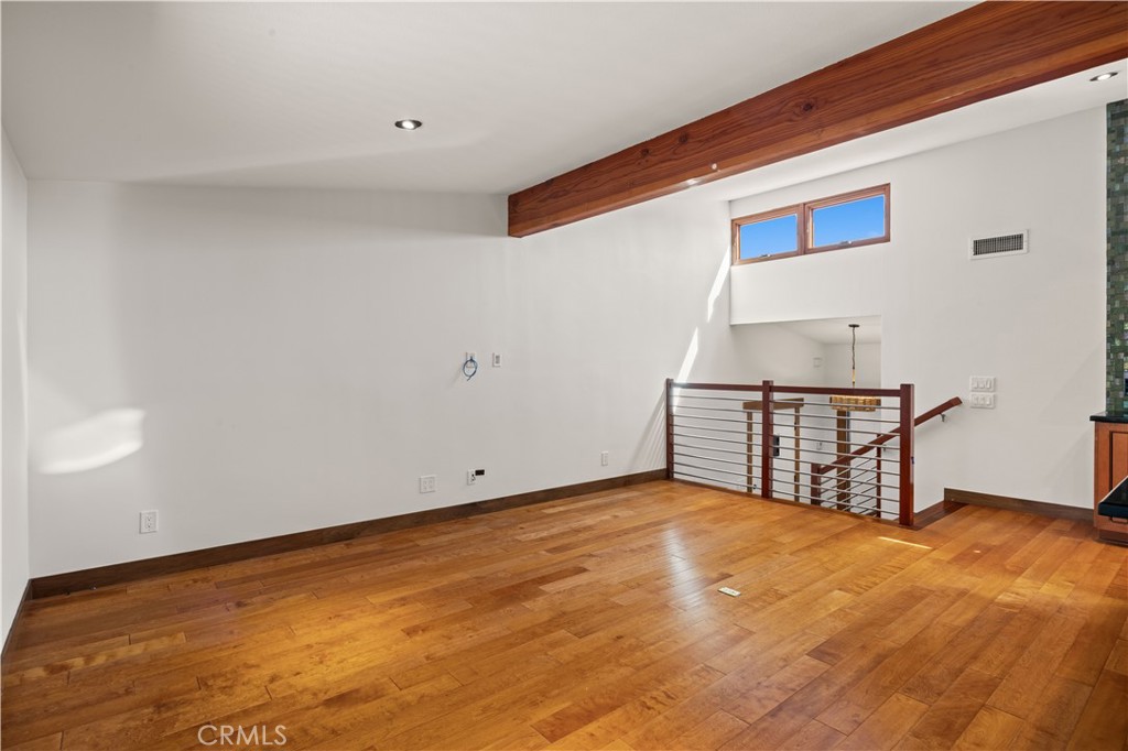 2333 Vista Huerta