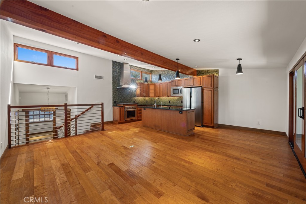 2333 Vista Huerta