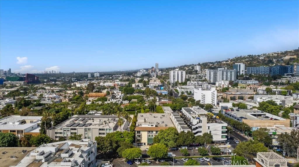 1045 N Kings Road 104