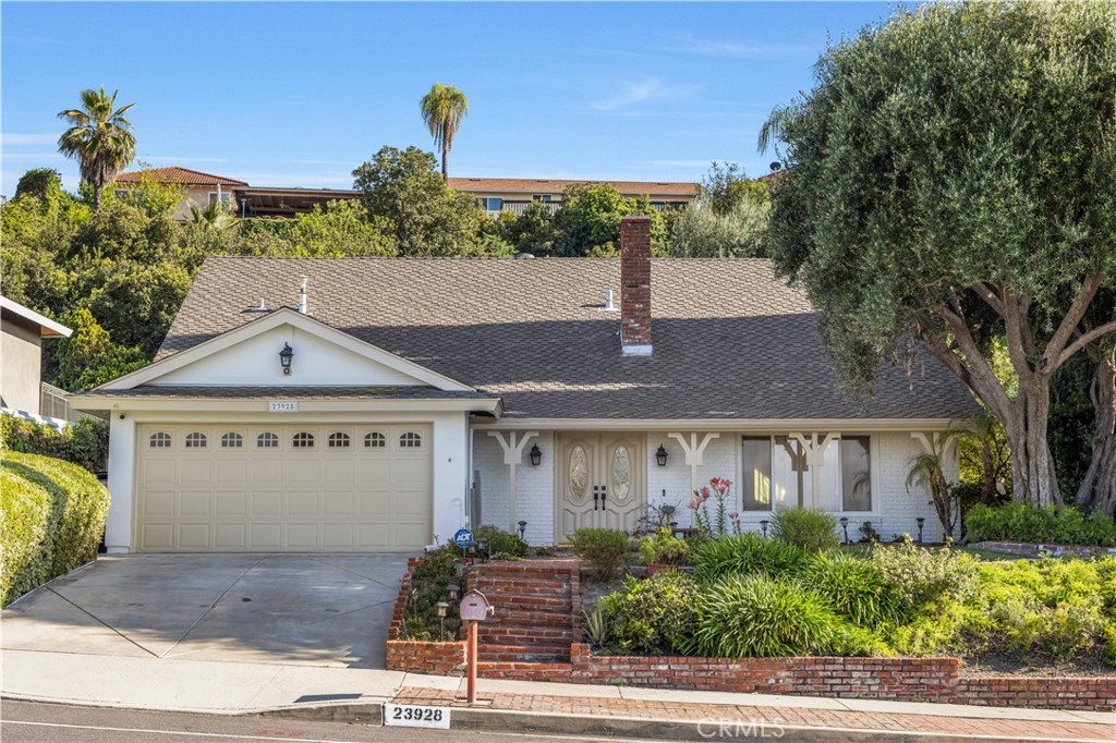 23928 Sunset Crossing Road