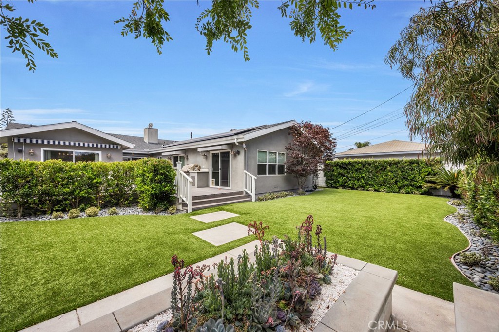 368 Costa Mesa