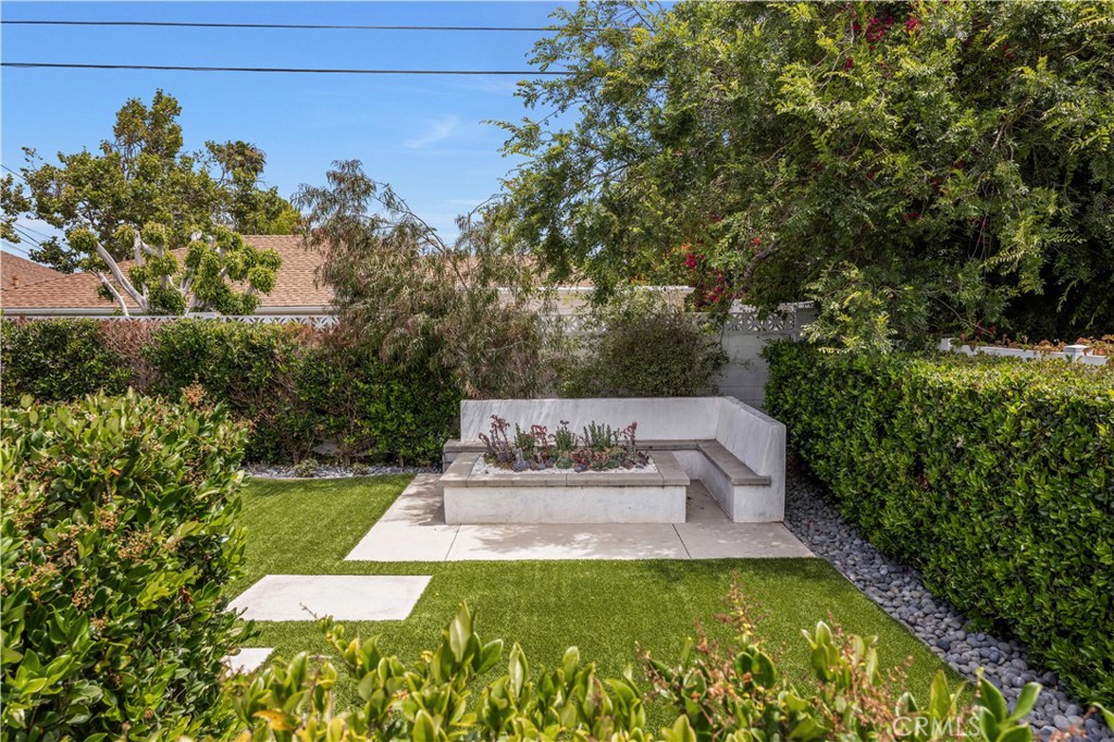 368 Costa Mesa