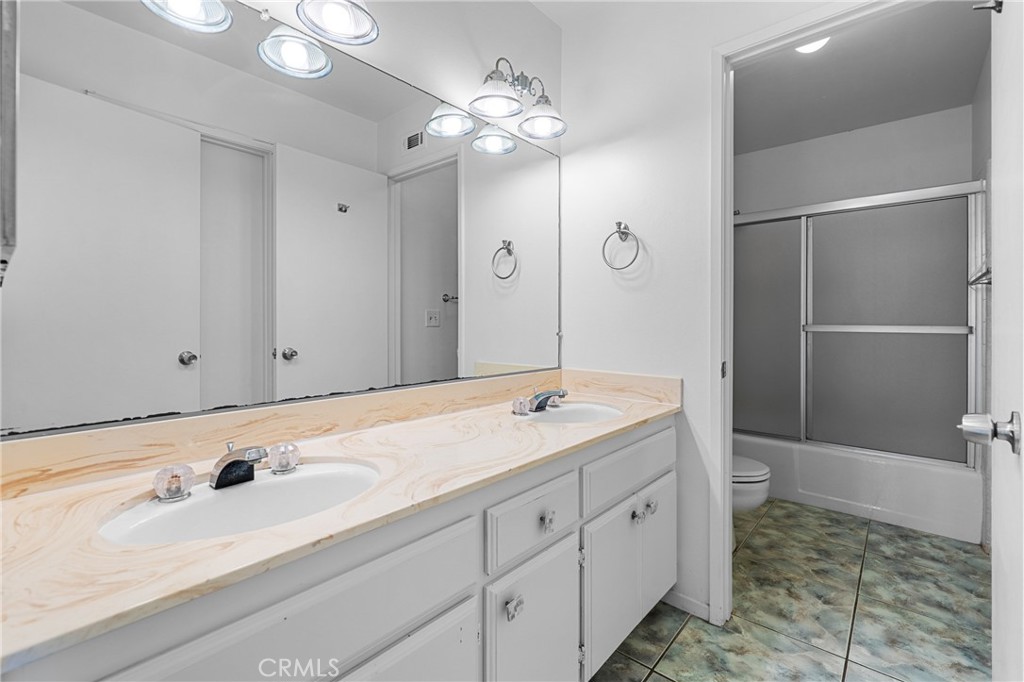 2231 Pacific Avenue 14