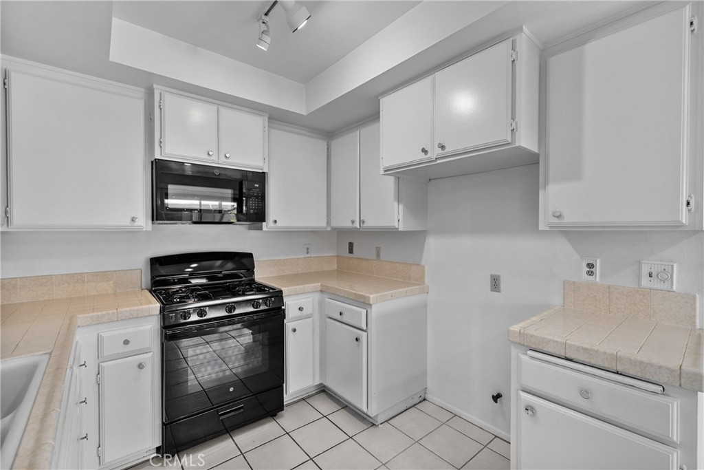 2231 Pacific Avenue 14