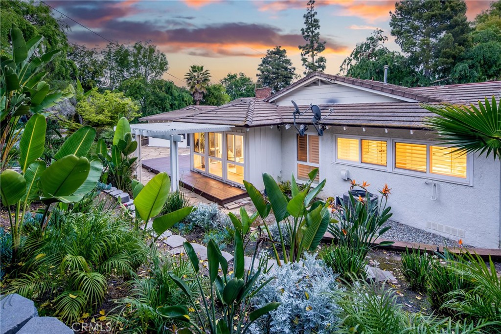 3215 Arbol Drive