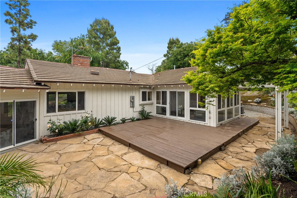 3215 Arbol Drive