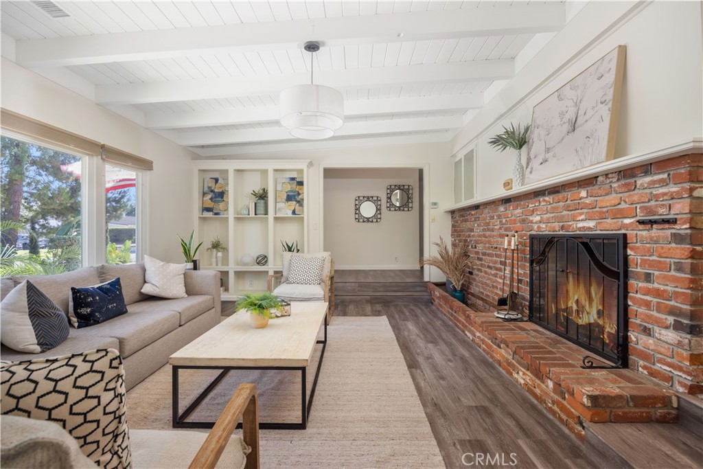 3215 Arbol Drive