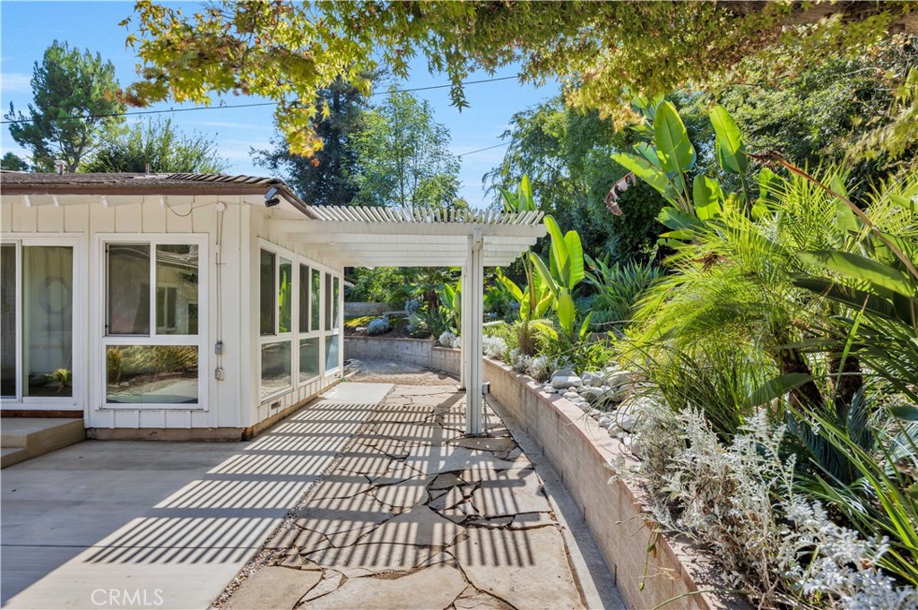 3215 Arbol Drive