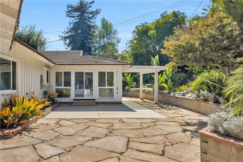 3215 Arbol Drive