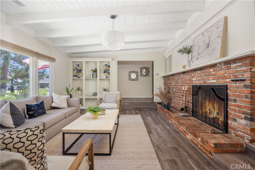 3215 Arbol Drive