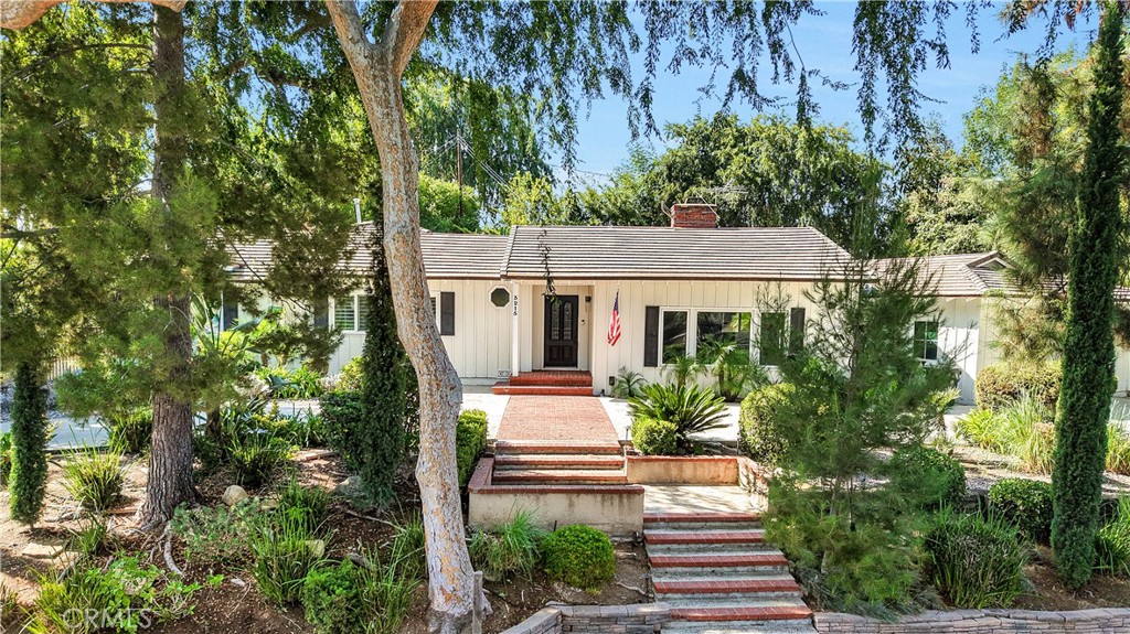 3215 Arbol Drive