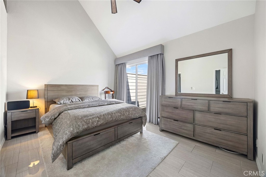 810 Baker 210