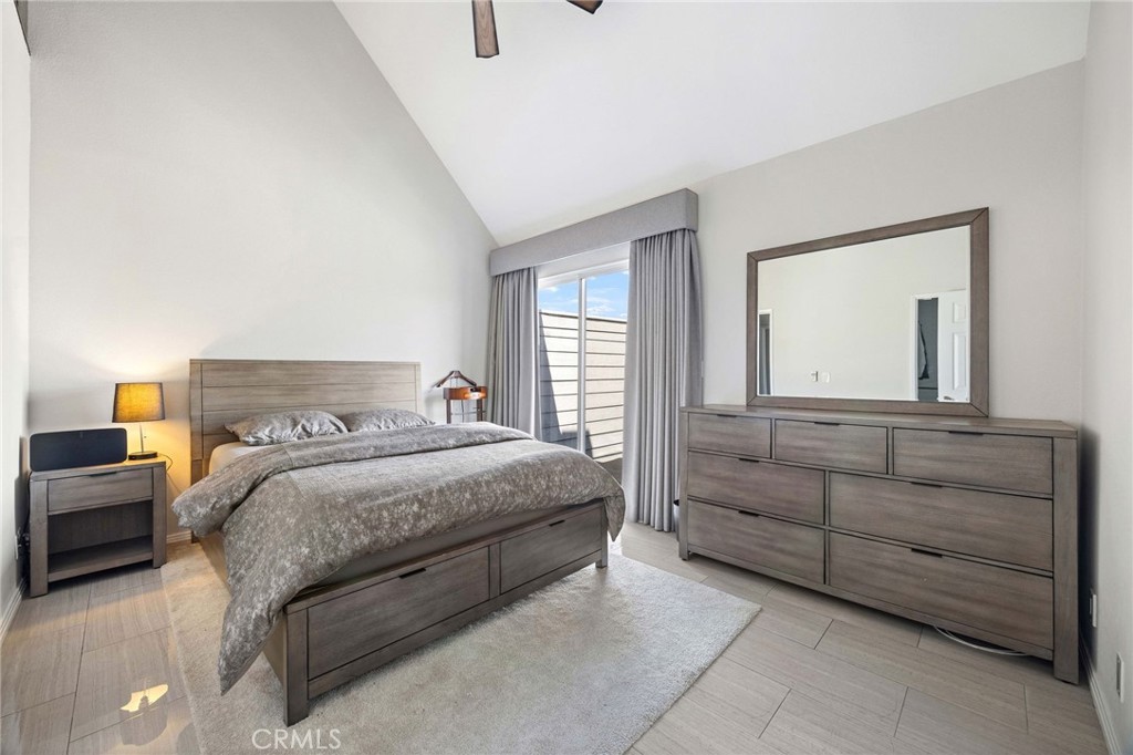 810 Baker 210