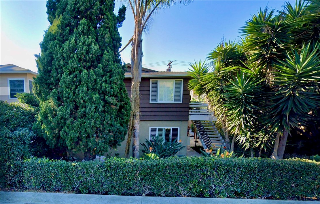 387 Cypress