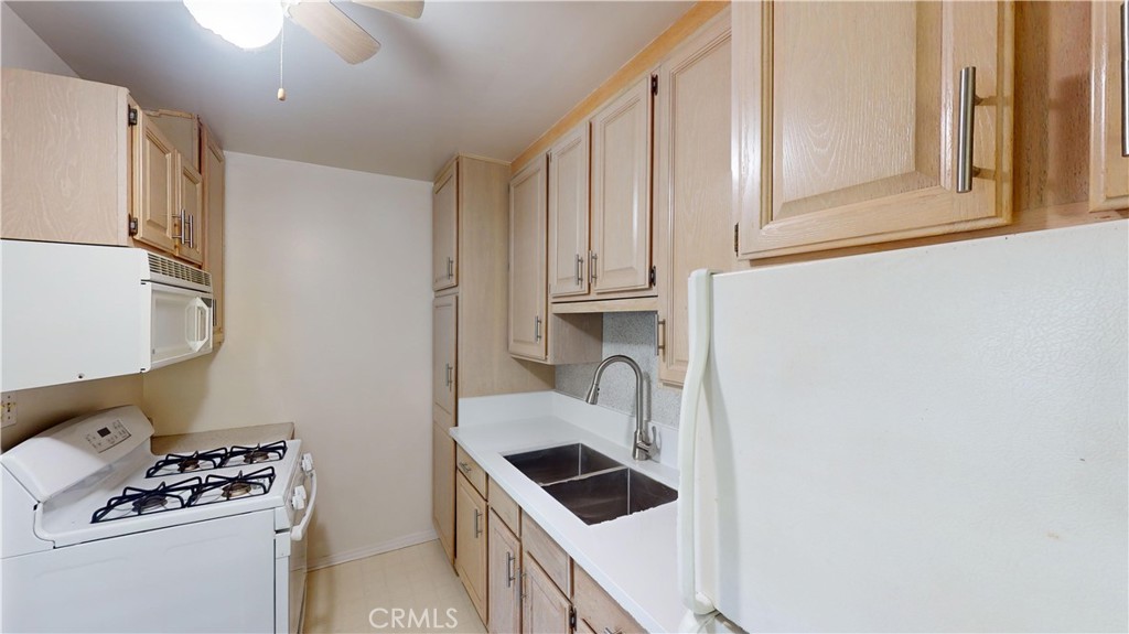 387 Cypress