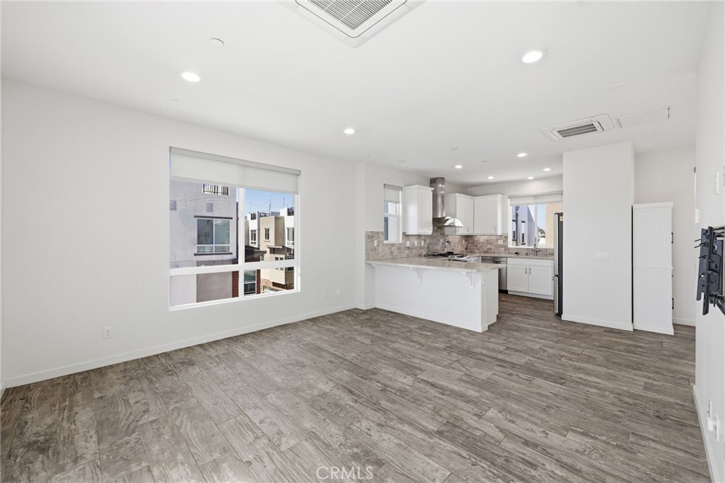 783 Wonder Lane
