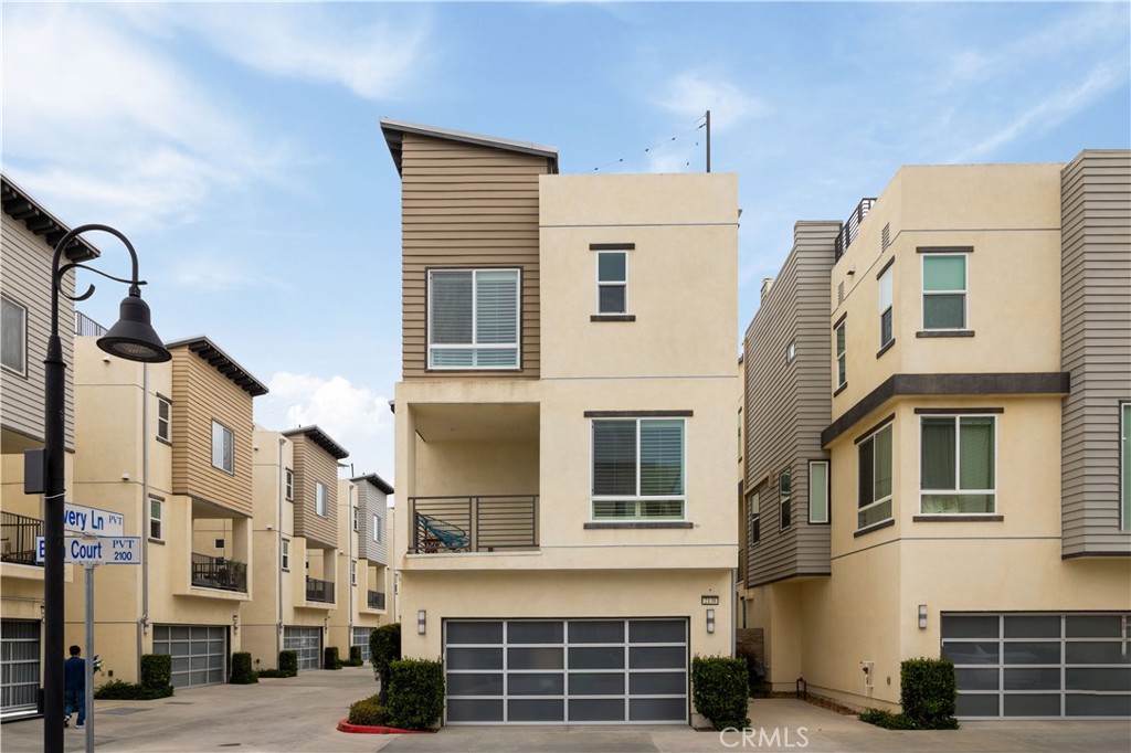 2138 Bella Court