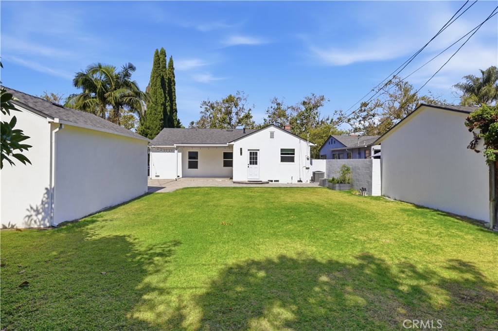 2311 Valencia