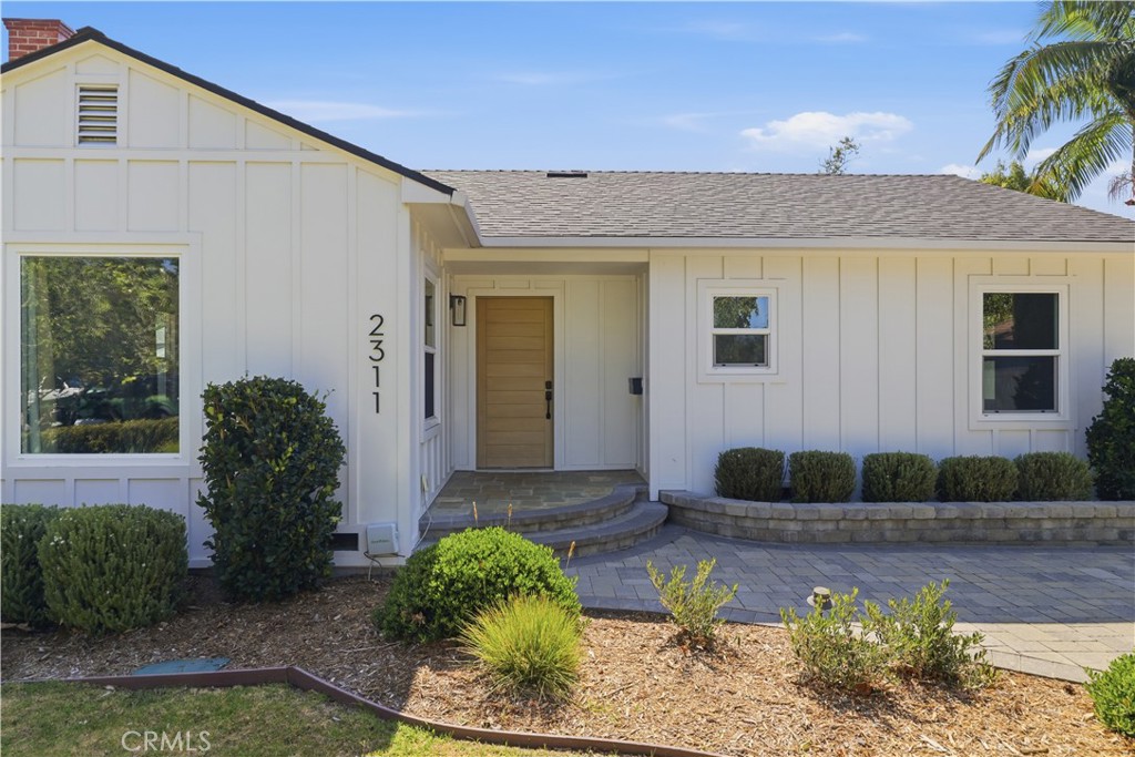 2311 Valencia