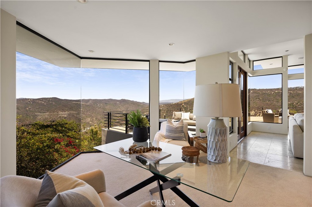 1505 Skyline Drive
