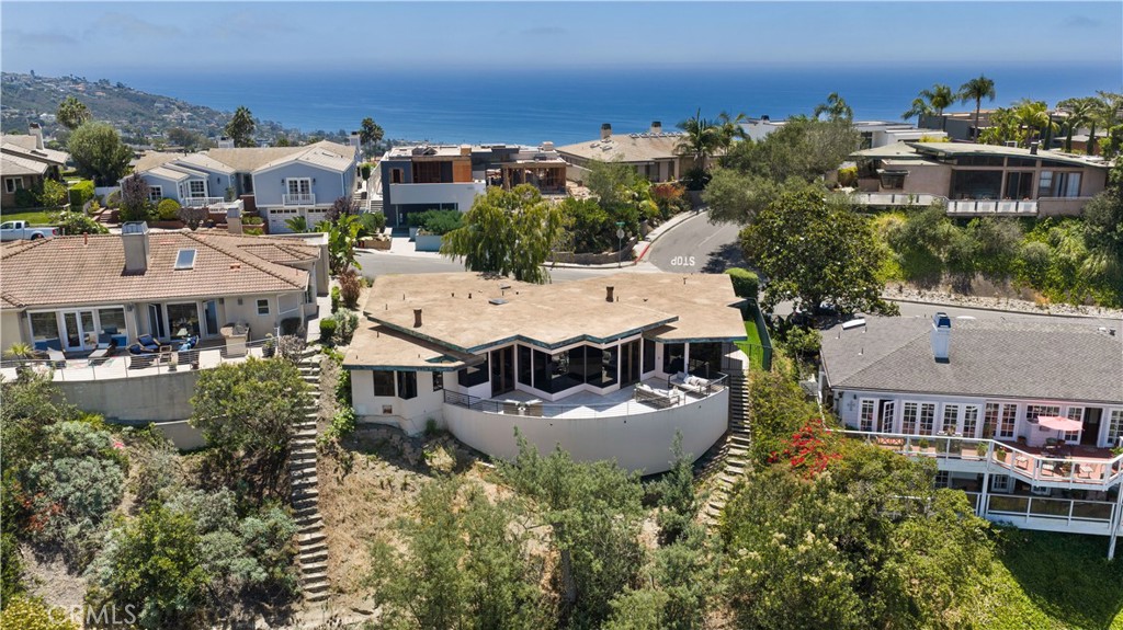 1505 Skyline Drive
