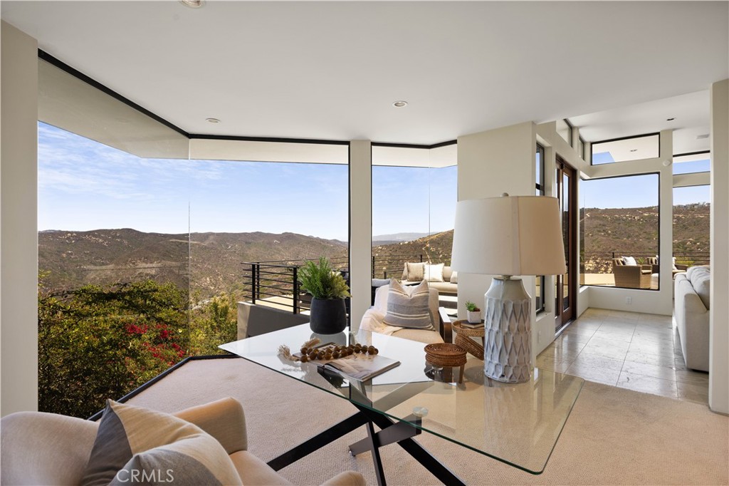 1505 Skyline Drive
