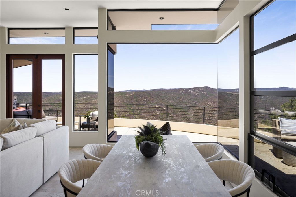 1505 Skyline Drive