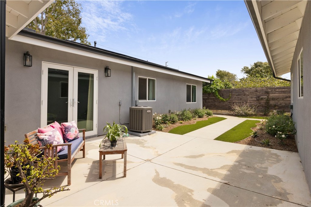 2049 Monrovia