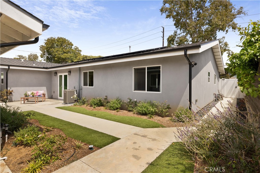 2049 Monrovia