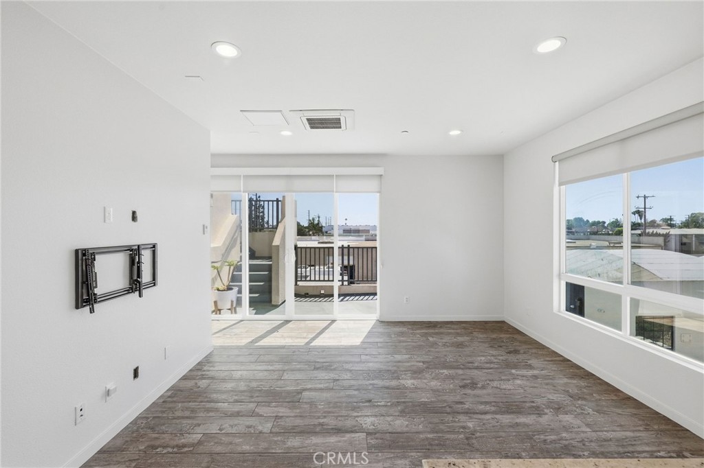 783 Wonder Lane