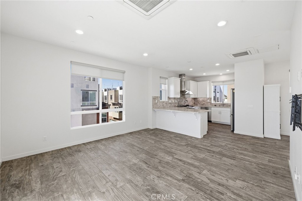 783 Wonder Lane