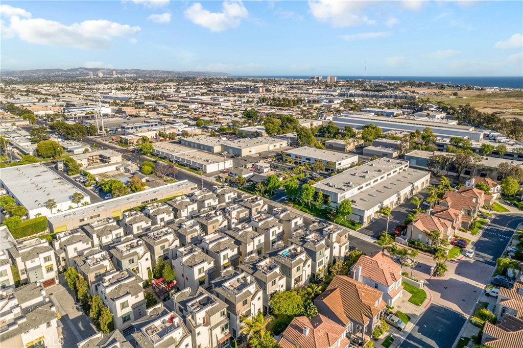 1809 Ocean Court