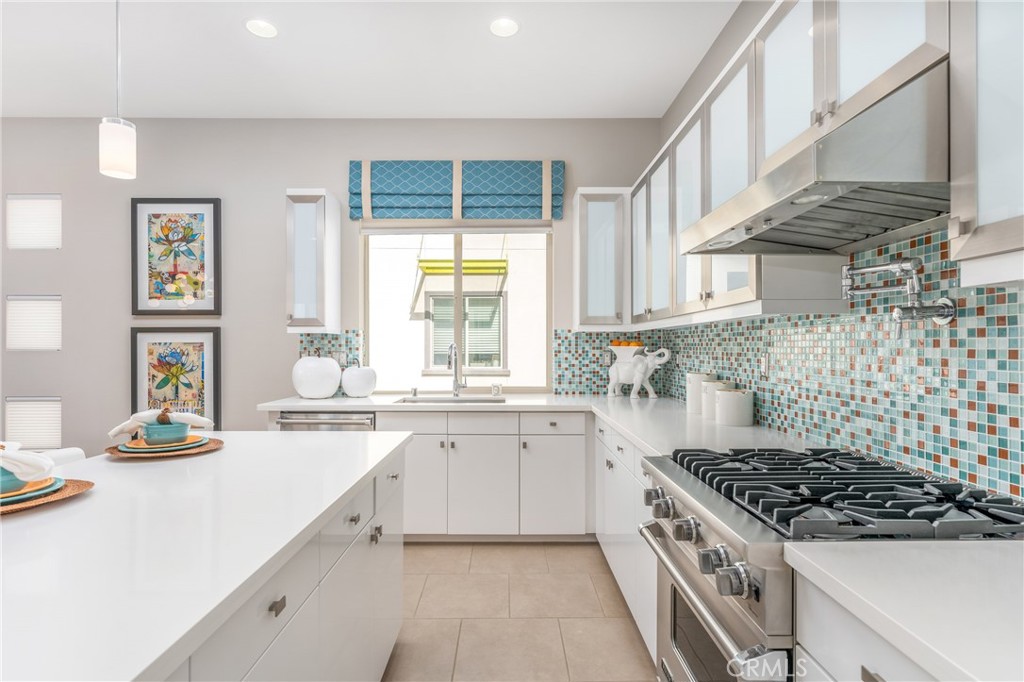 1809 Ocean Court