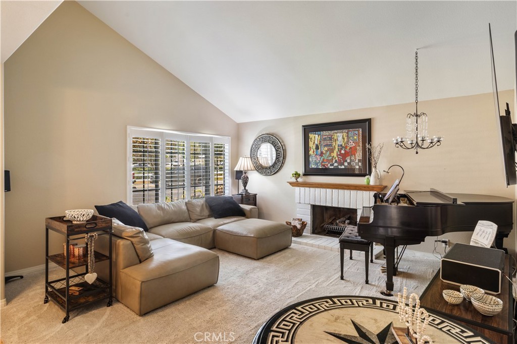 5612 Amberdale