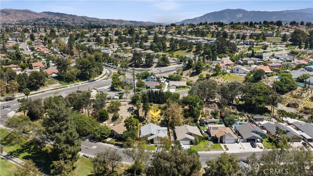 5612 Amberdale