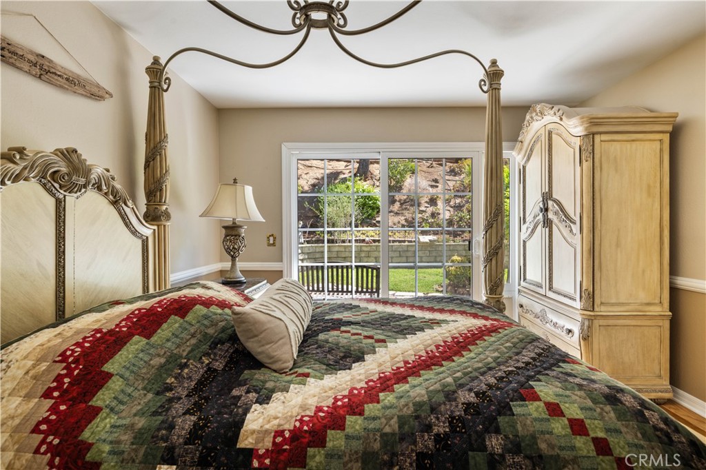 5612 Amberdale