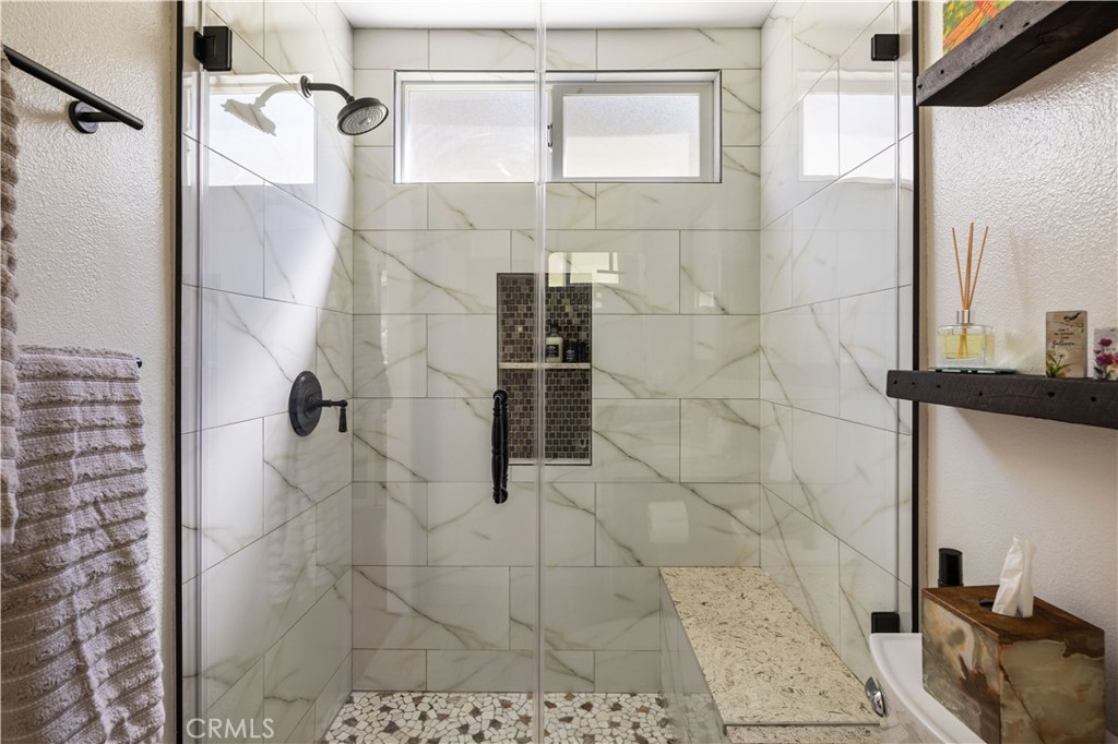 5612 Amberdale
